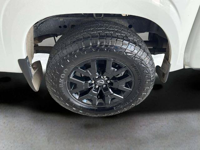 Used 2023 Nissan Frontier SV w/ Midnight Edition Package AWD/4WD image 32