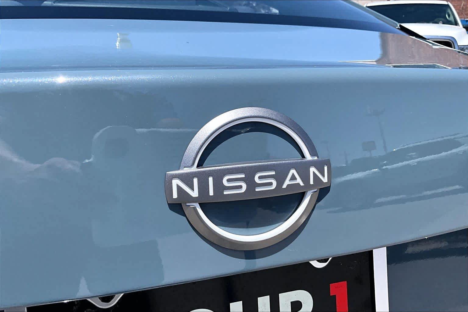 Used 2025 Nissan Sentra SV FWD image 10