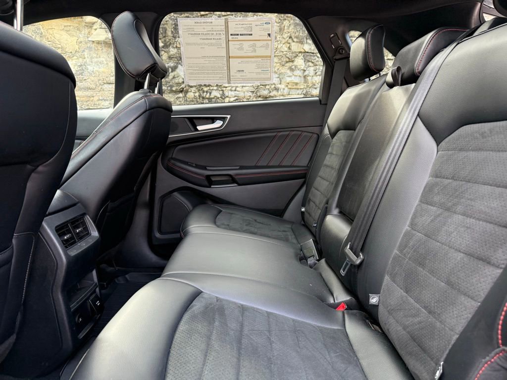 Certified 2024 Ford Edge ST-Line image 11