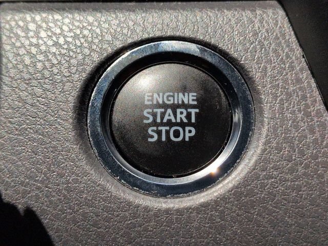 Used 2022 Toyota Camry XSE FWD image 30