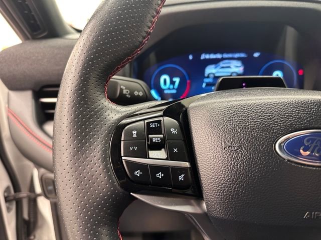 Certified 2025 Ford Explorer ST-Line w/ ST-Line Street Pack image 26