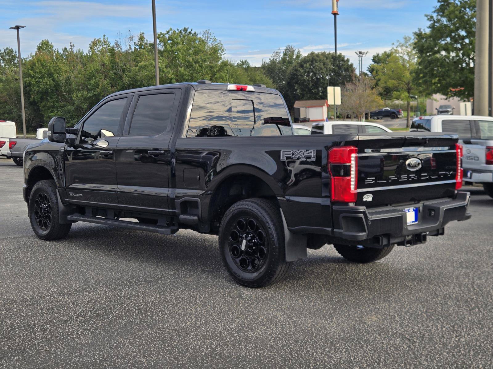 Certified 2025 Ford F250 Lariat w/ Black Appearance Package AWD/4WD image 17