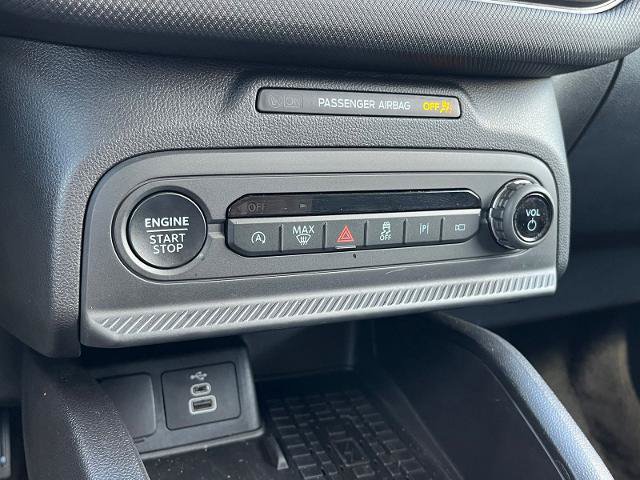 Certified 2025 Ford Bronco Sport Outer Banks w/ Outer Banks Tech Package+ AWD/4WD image 25