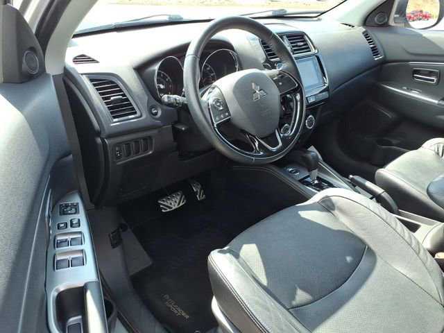 Used 2018 Mitsubishi Outlander Sport SEL image 17