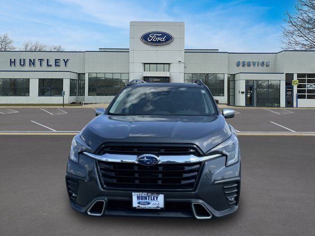 Used 2023 Subaru Ascent Touring AWD/4WD image 2
