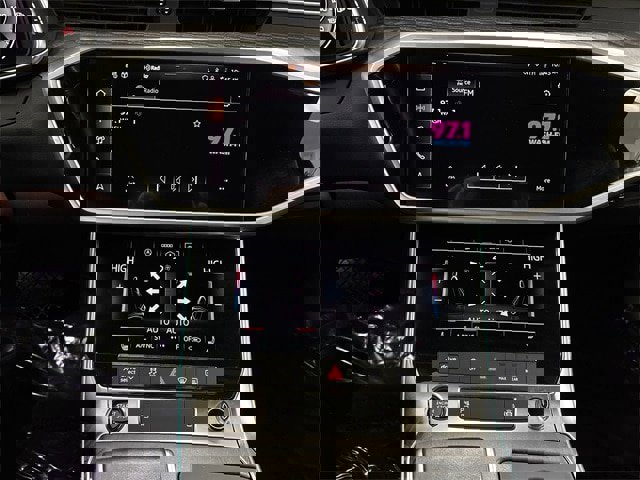 Used 2024 Audi A6 Premium Plus image 8