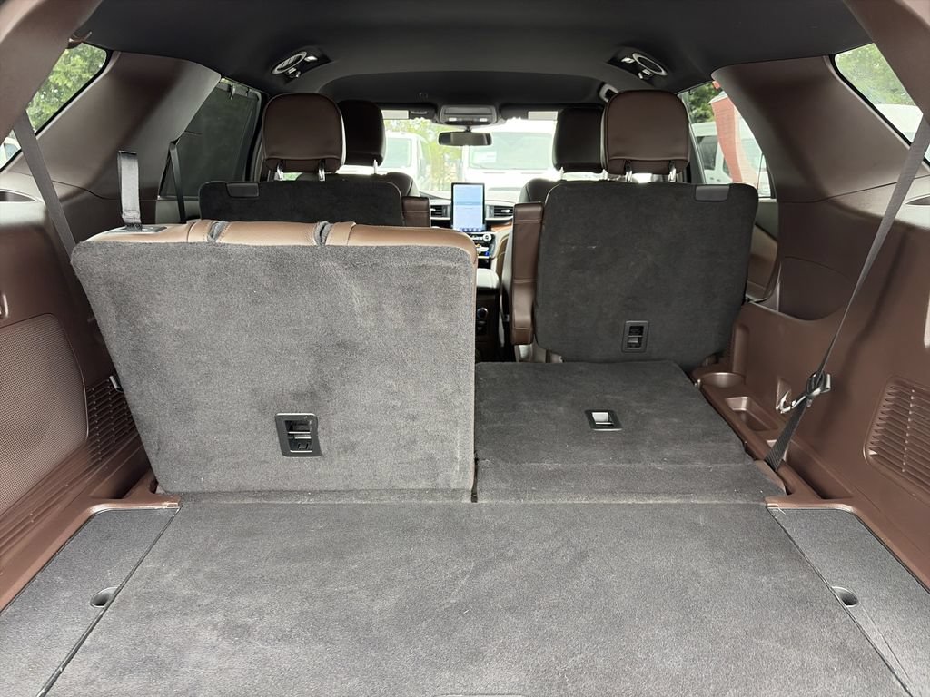 Certified 2023 Ford Explorer King Ranch w/ Technology Package AWD/4WD image 31