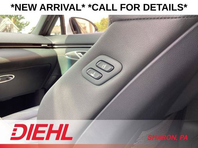 Used 2022 Genesis GV70 2.5T w/ Advanced Package AWD/4WD image 20