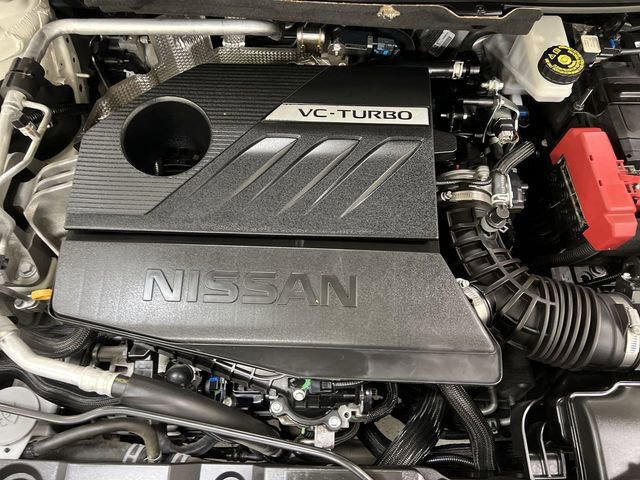 Used 2023 Nissan Rogue SL w/ SL Premium Package image 11