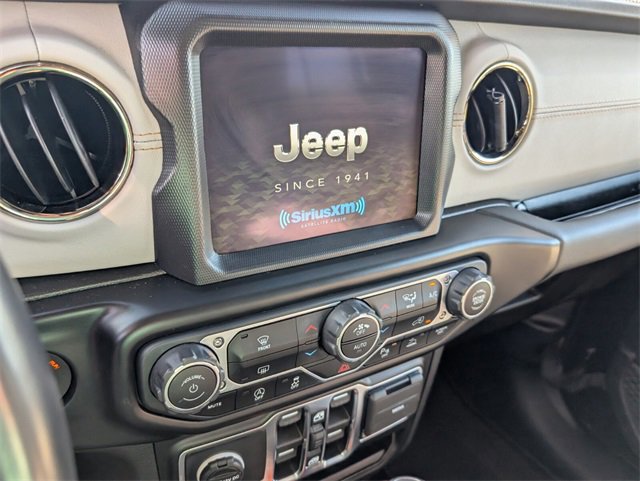 Used 2021 Jeep Gladiator Overland image 15