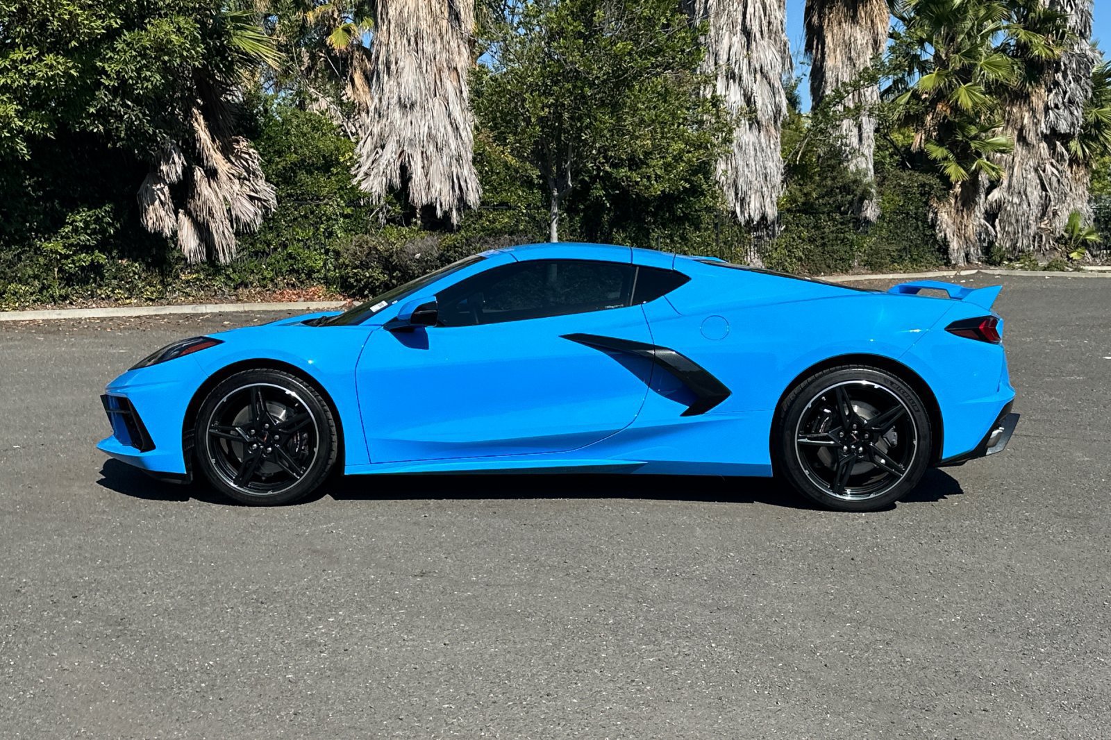 Used 2024 Chevrolet Corvette Stingray Preferred Cpe w/ Z51 Performance Package RWD image 7