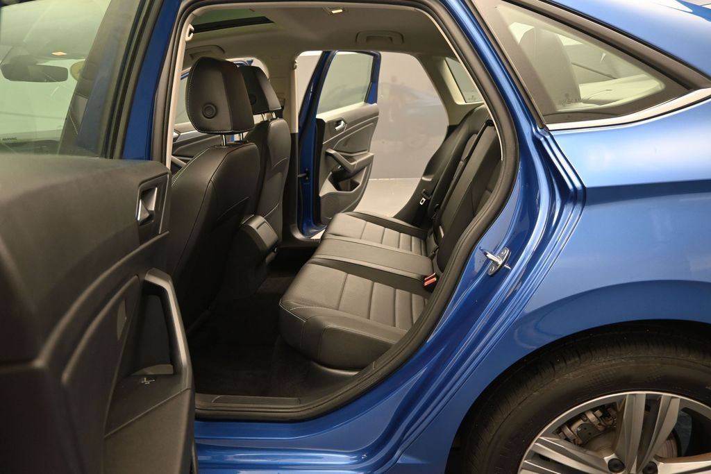 Used 2024 Volkswagen Jetta SE FWD image 15