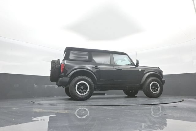 Certified 2023 Ford Bronco Big Bend w/ Sasquatch Package AWD/4WD image 38