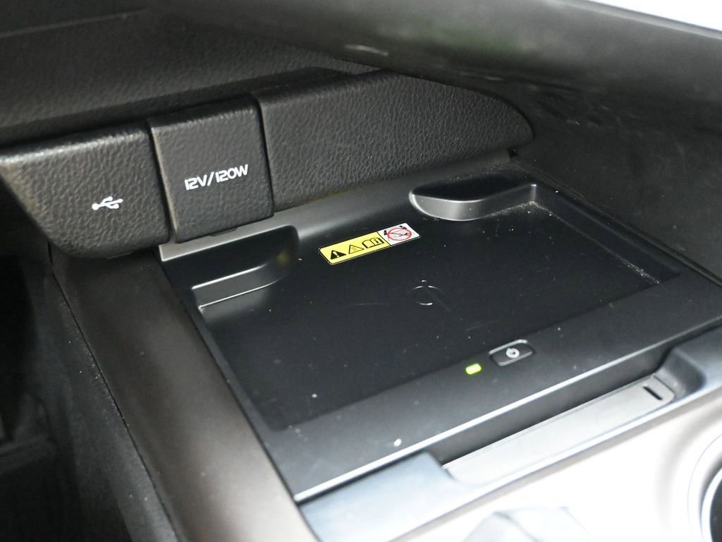 Used 2023 Toyota Camry XSE FWD image 19