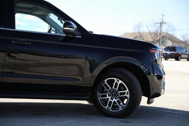 Certified 2025 Ford Expedition Max Active image 2