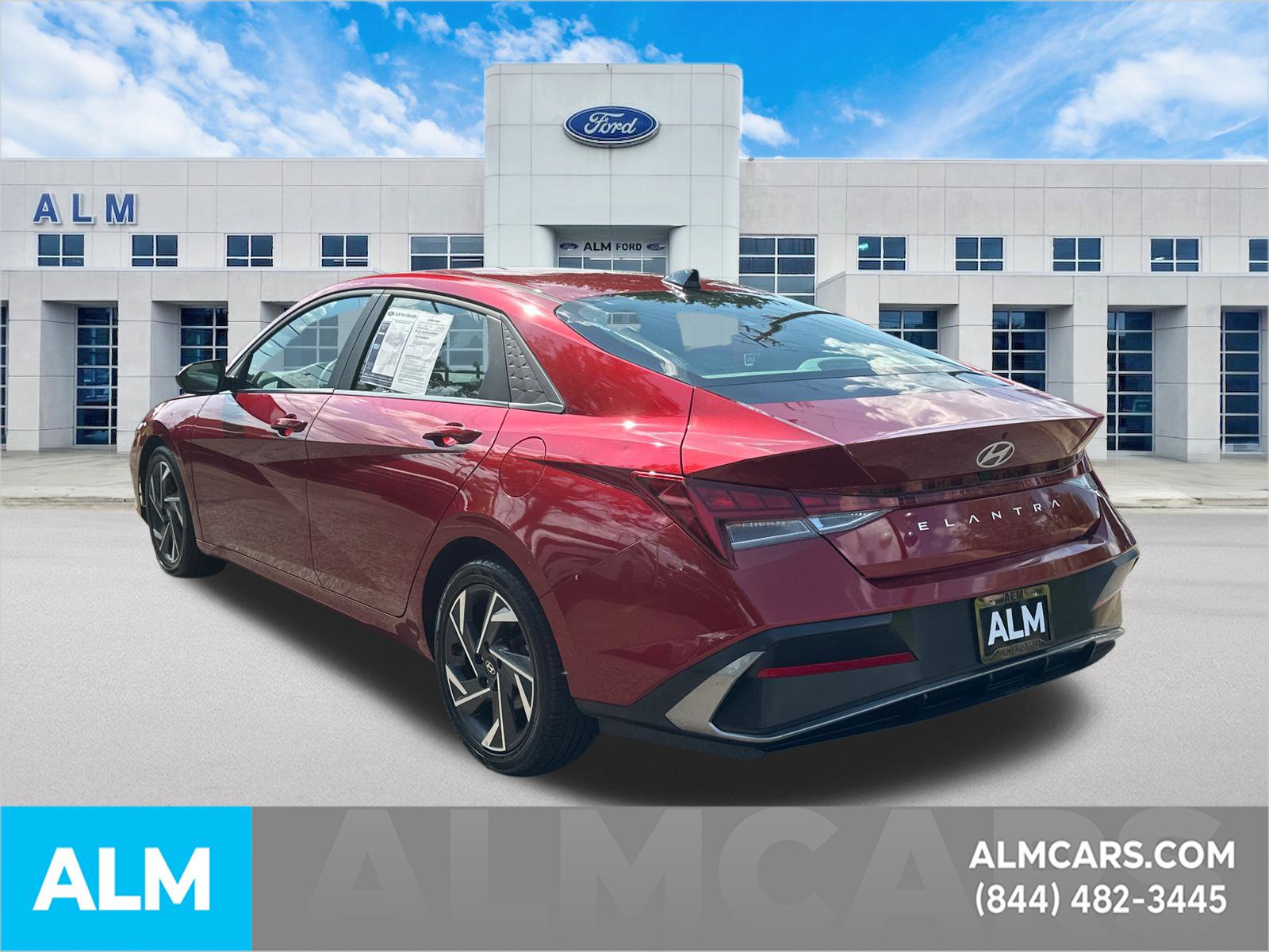 Used 2025 Hyundai Elantra SEL FWD image 8