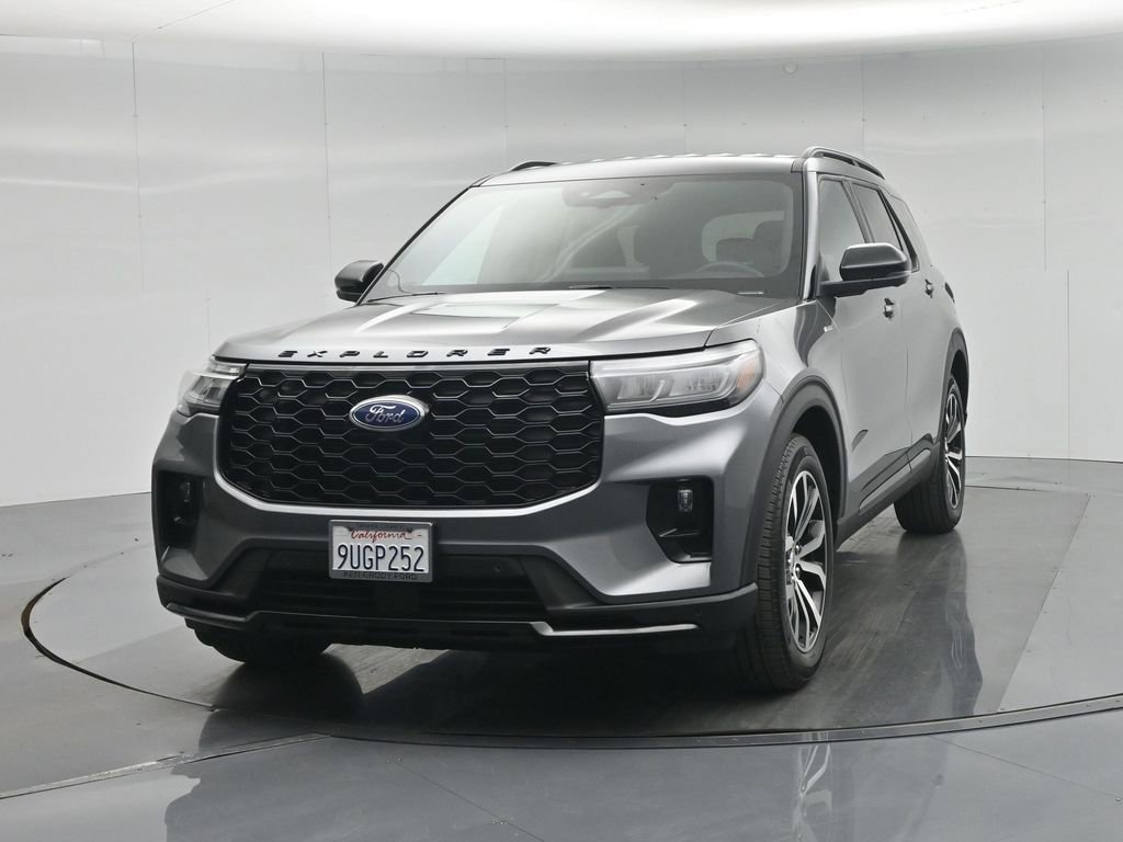 Certified 2025 Ford Explorer ST-Line RWD image 61