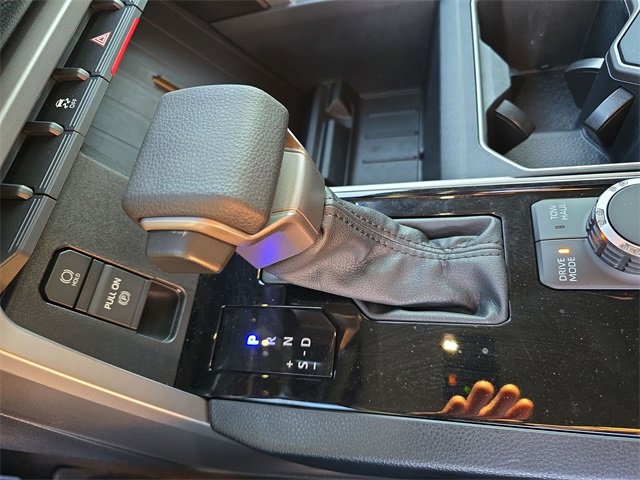 Used 2022 Toyota Tundra SR5 w/ Convenience Package image 20