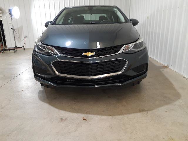 Used 2018 Chevrolet Cruze LT w/ Convenience Package FWD image 20