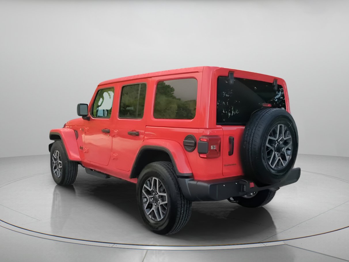 Used 2026 Jeep Wrangler Unlimited Sahara AWD/4WD image 22