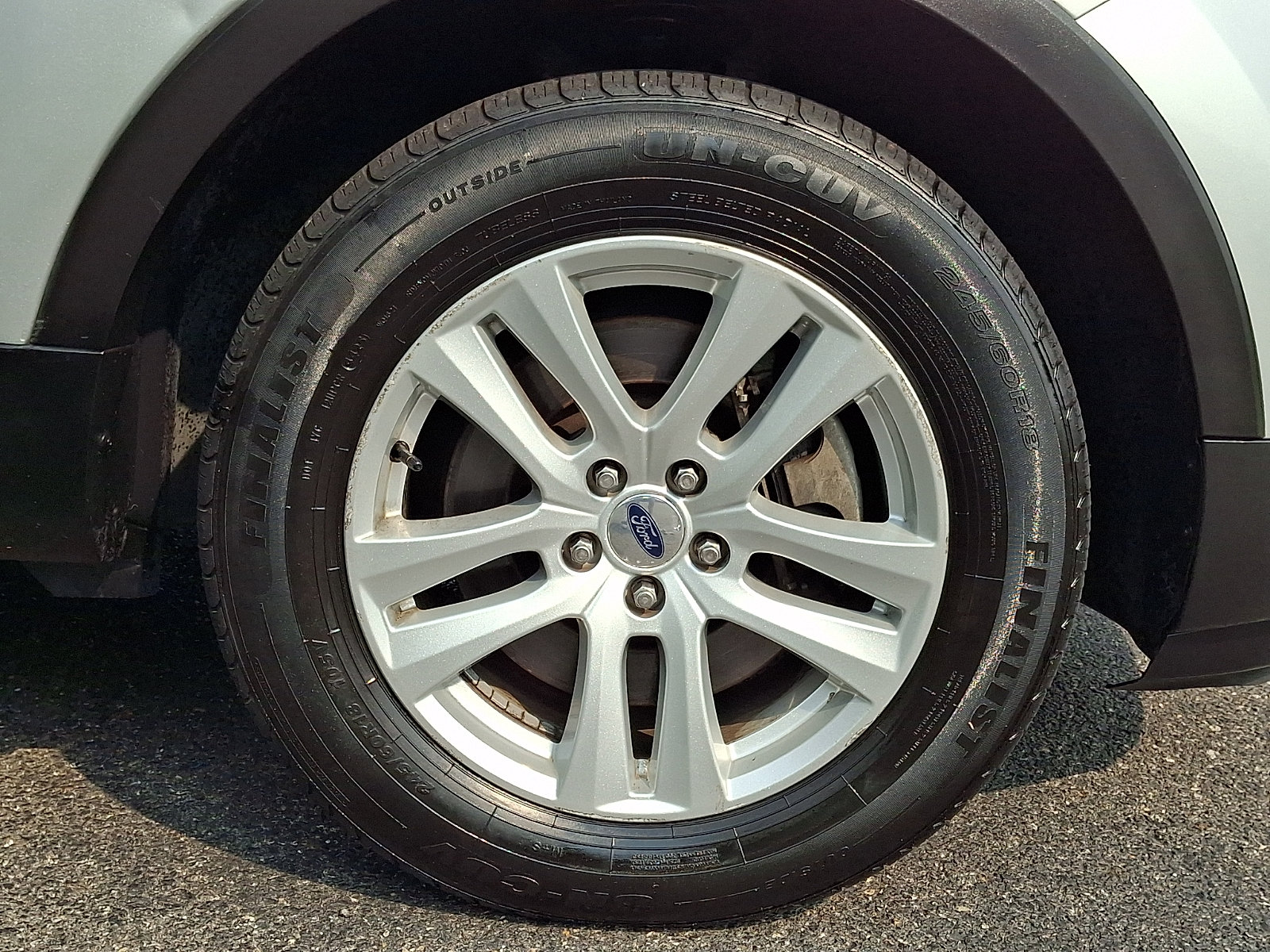 Certified 2018 Ford Explorer XLT w/ Equipment Group 201A AWD/4WD image 8