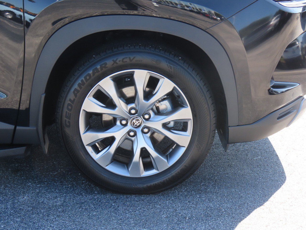 Used 2025 Toyota Grand Highlander AWD image 7