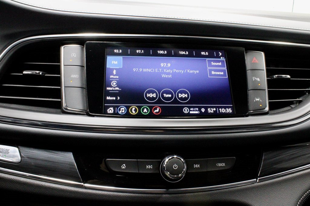 Used 2024 Buick Enclave Premium image 10