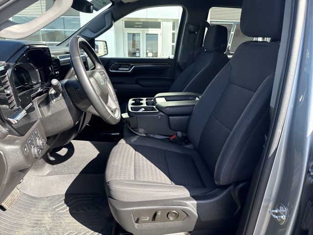 Used 2023 Chevrolet Silverado 1500 RST w/ Z71 Off-Road Package AWD/4WD image 12