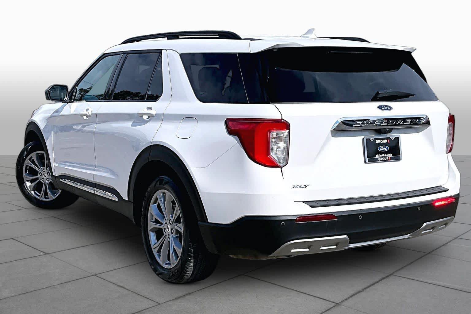 Certified 2023 Ford Explorer XLT w/ Equipment Group 202A RWD image 12
