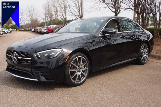 Used 2023 Mercedes-Benz E 350 4MATIC Sedan image 1