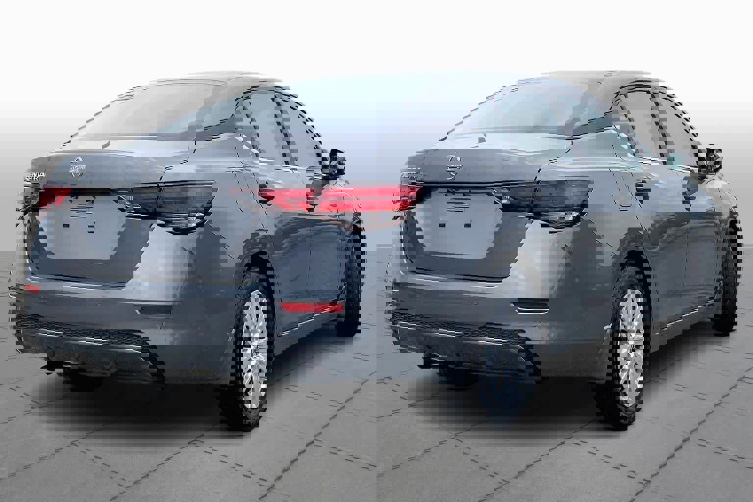 Used 2024 Nissan Sentra S image 3