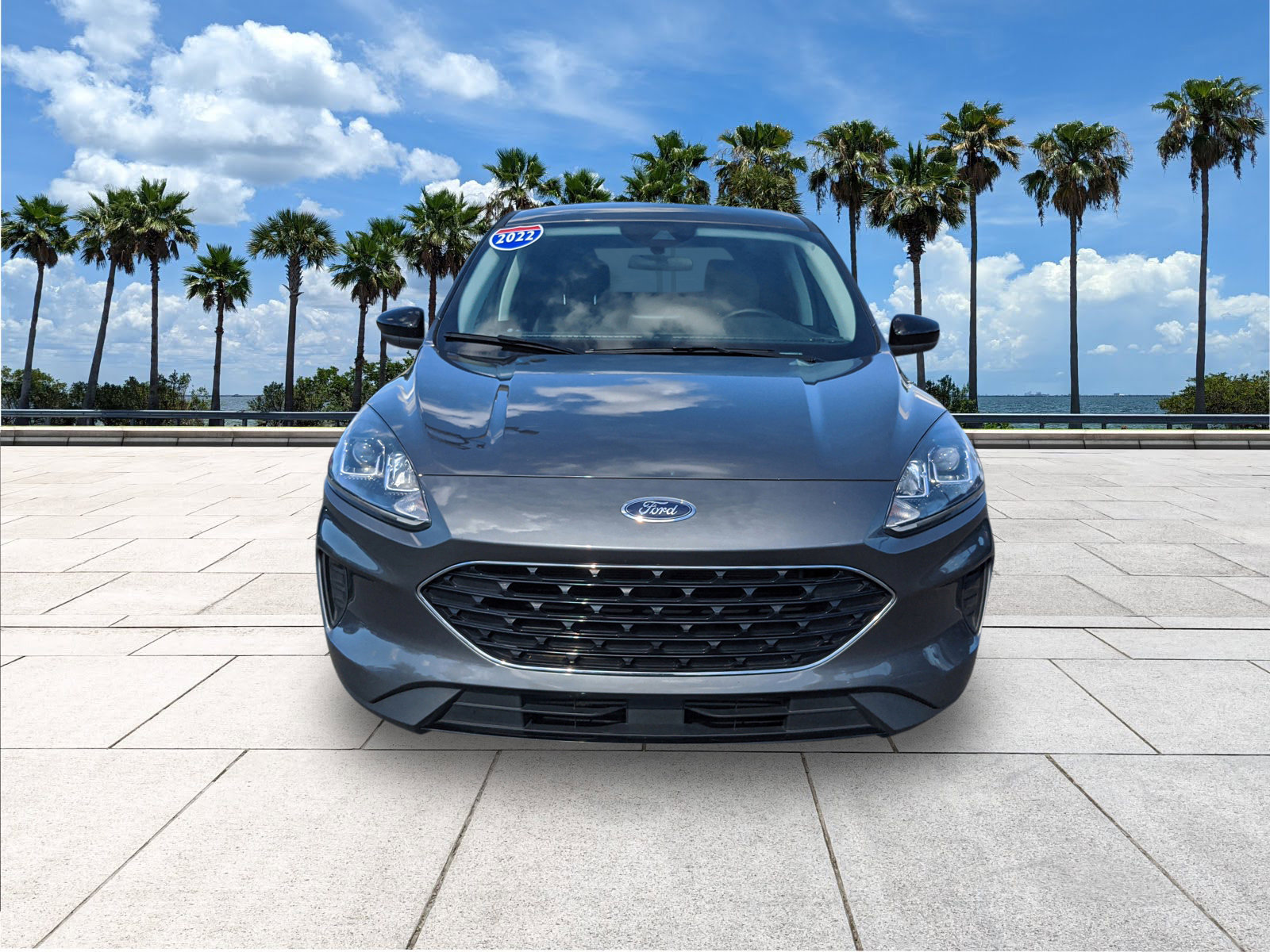 Certified 2022 Ford Escape SE w/ SE Sport Appearance Package image 3