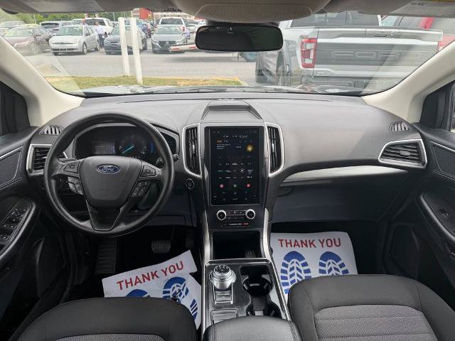 Certified 2022 Ford Edge SE w/ Black Appearance Package AWD/4WD image 14
