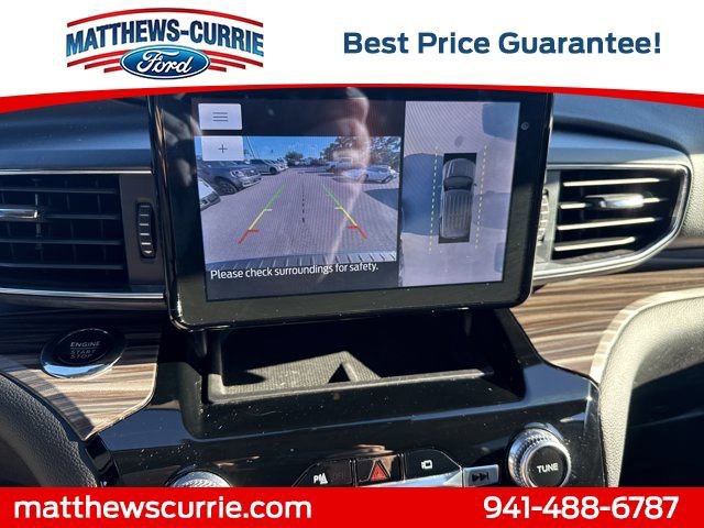 Certified 2022 Ford Explorer Limited w/ Hybrid Equipment Group 310A image 20