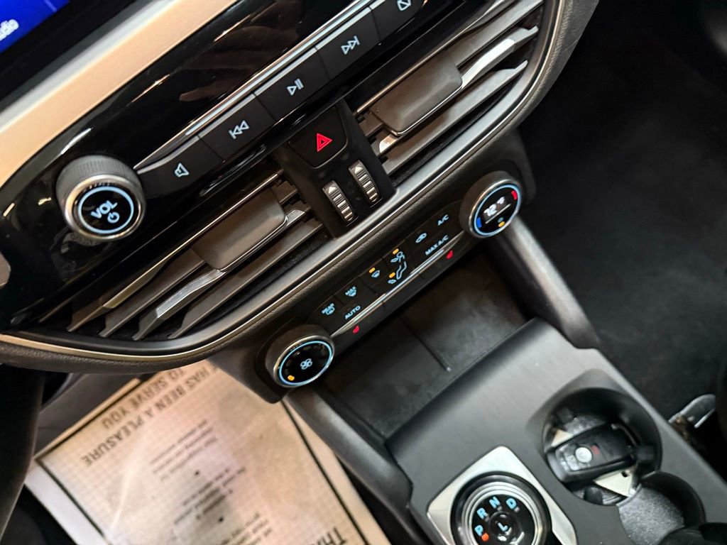 Certified 2020 Ford Escape SE image 33