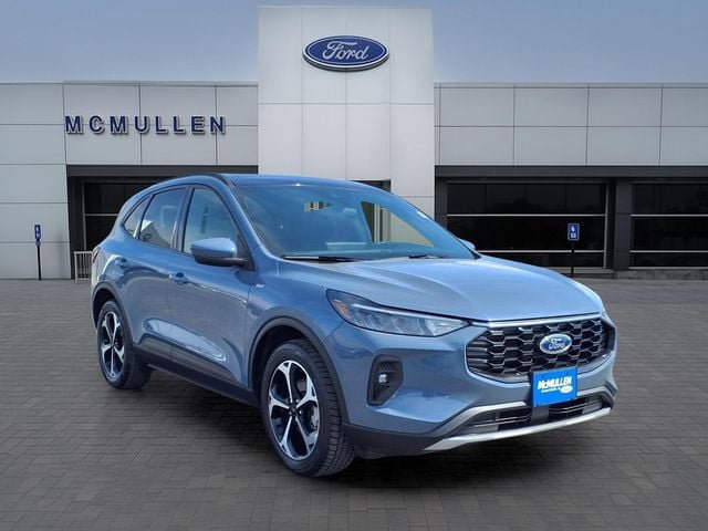 Certified 2025 Ford Escape ST-Line Select w/ Tech Pack #1 AWD/4WD image 9