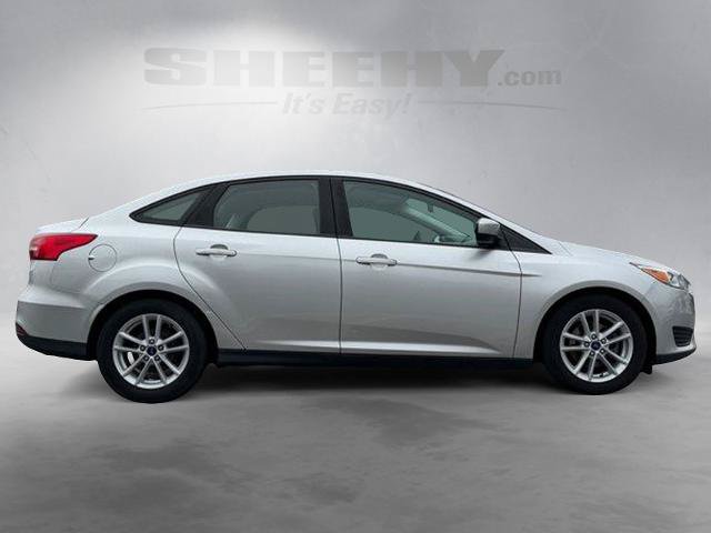 Certified 2018 Ford Focus SE FWD image 10