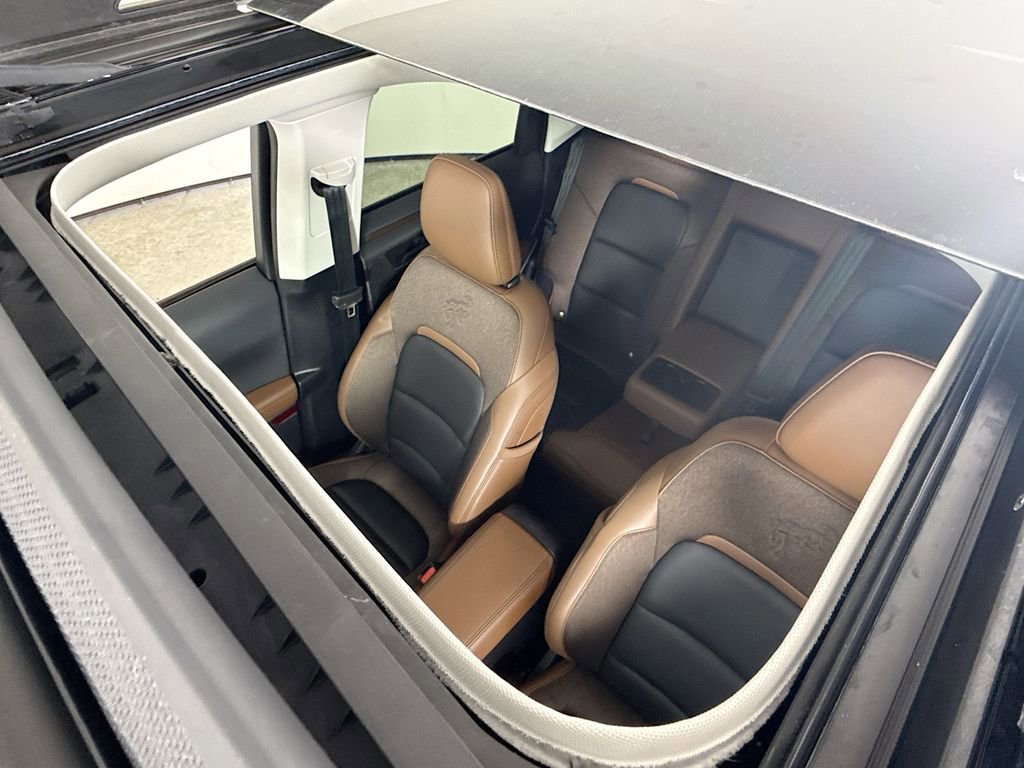 Certified 2025 Ford Bronco Sport Outer Banks w/ Outer Banks Tech Package+ image 11