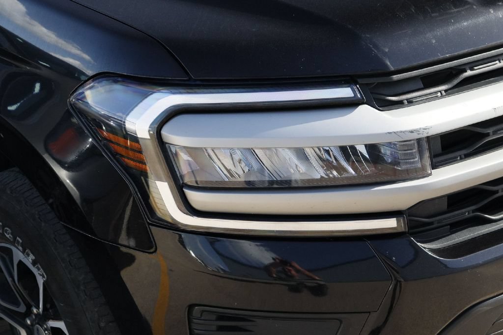 Certified 2024 Ford Expedition Max XLT AWD/4WD image 2
