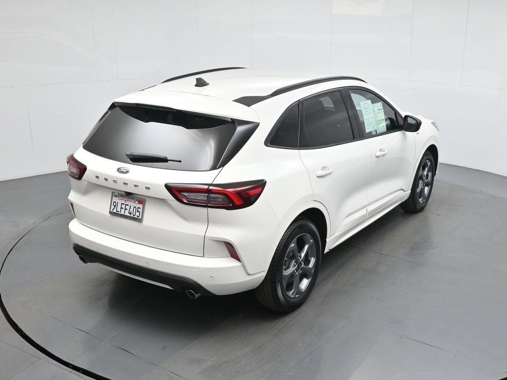 Certified 2023 Ford Escape ST-Line w/ Tech Pack #1 image 42