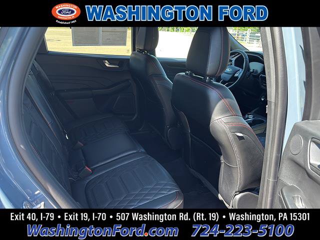 Certified 2024 Ford Escape ST-Line Elite w/ Premium Technology Package AWD/4WD image 19