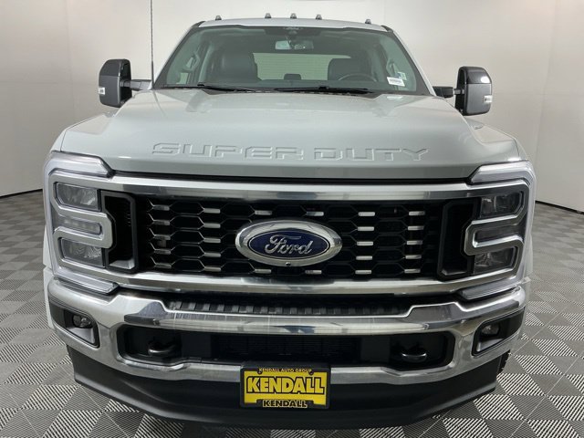 Certified 2025 Ford F450 Lariat w/ FX4 Off-Road Package AWD/4WD image 2