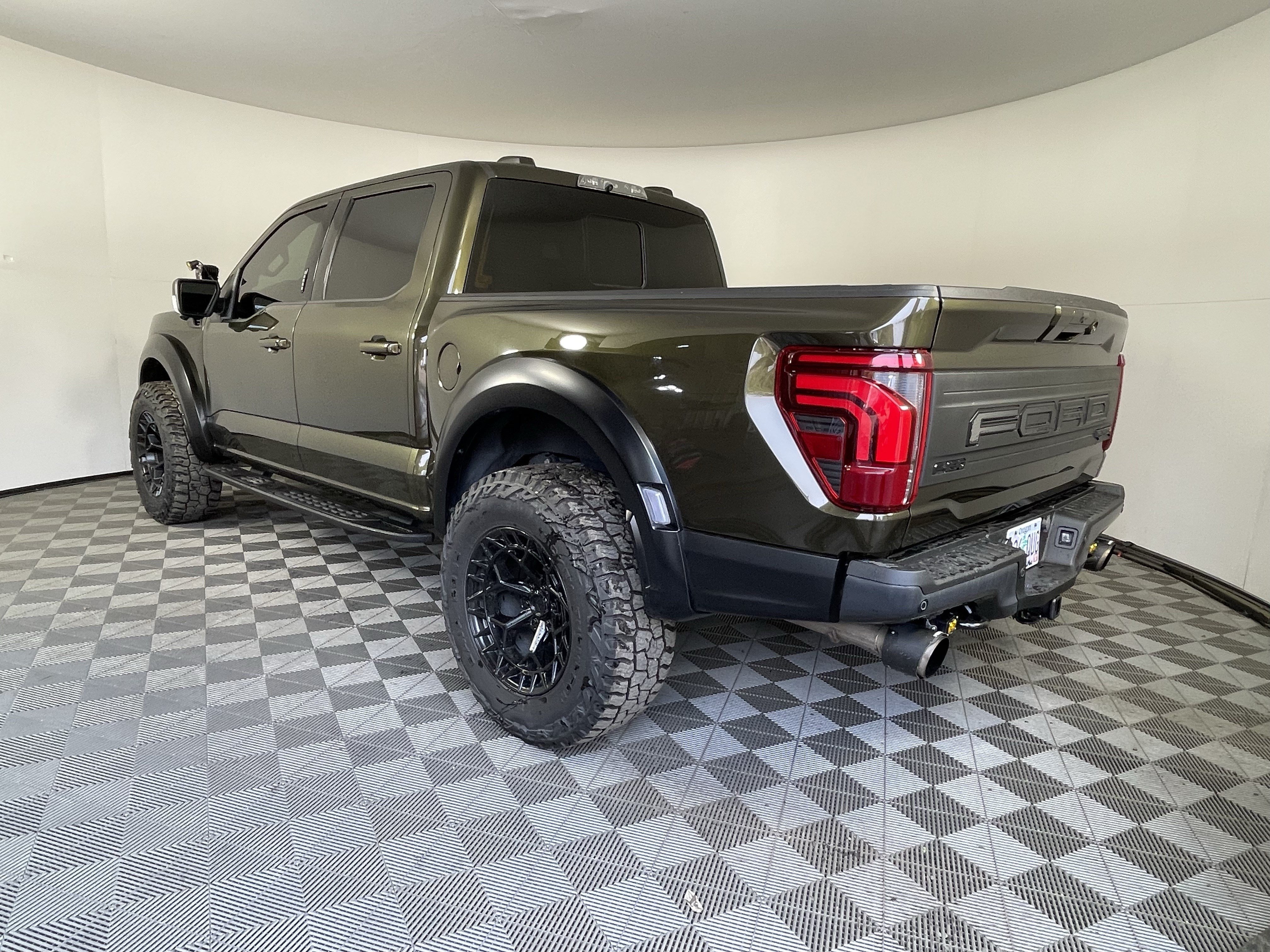 Certified 2024 Ford F150 Raptor w/ Equipment Group 803A Raptor R AWD/4WD image 3