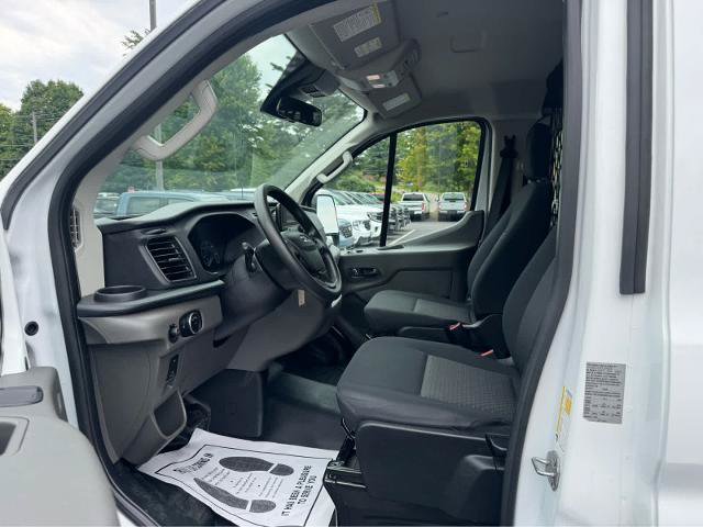 Certified 2025 Ford Transit 250 Low Roof w/ Exterior Upgrade Package RWD image 13