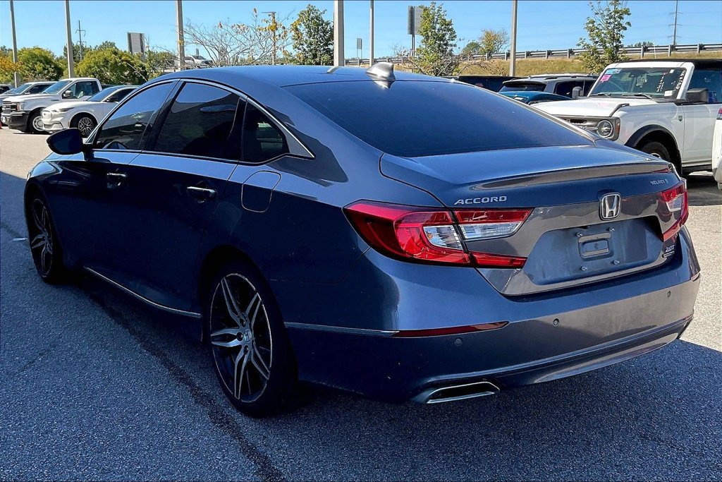Used 2021 Honda Accord Touring image 4
