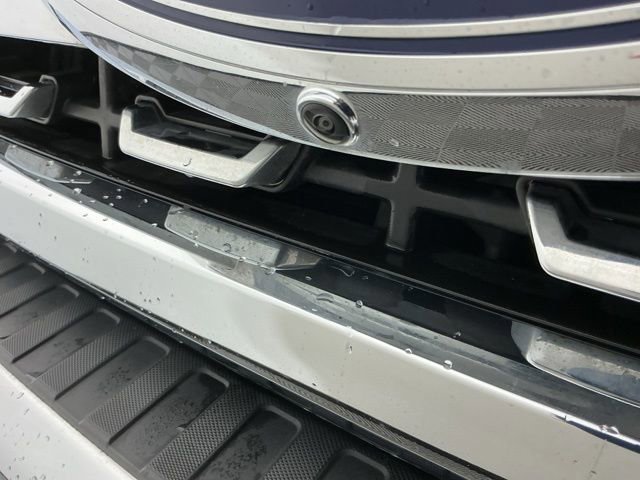 Certified 2025 Ford F350 Lariat w/ FX4 Off-Road Package image 11