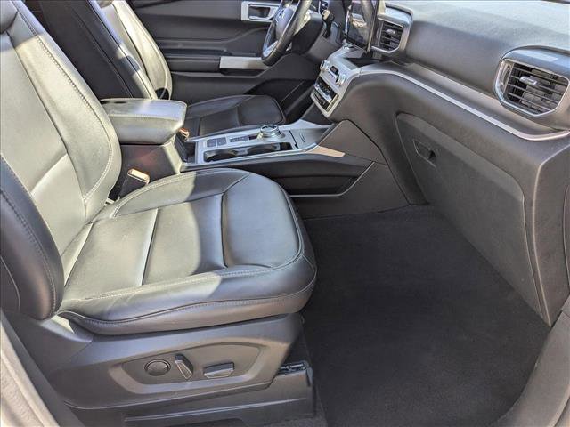 Certified 2022 Ford Explorer XLT w/ Equipment Group 202A image 21
