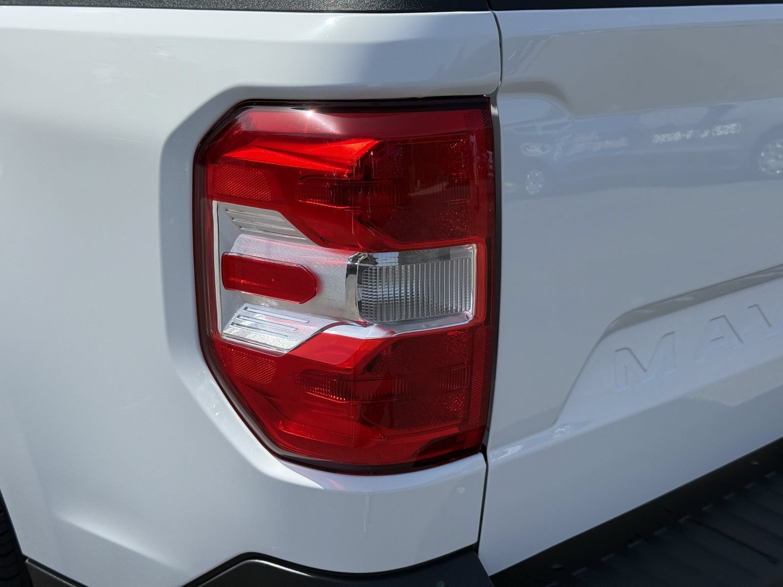 Certified 2025 Ford Maverick XL FWD image 13