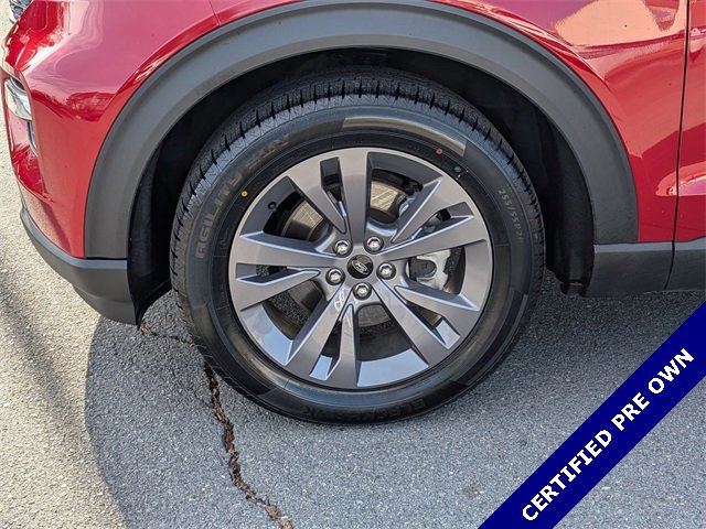 Certified 2023 Ford Explorer XLT w/ Equipment Group 202A image 10