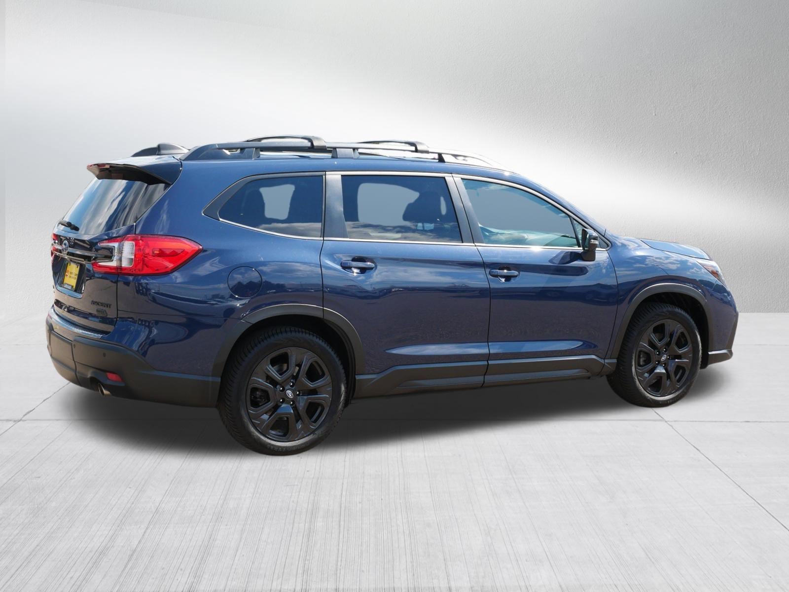 Used 2023 Subaru Ascent Onyx Edition AWD/4WD image 7